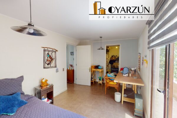 Se Vende Casa En Condominio de 4 Dormitorios, 4 Baños, Estar, 2 Estacionamientos, 330 Metros Totales