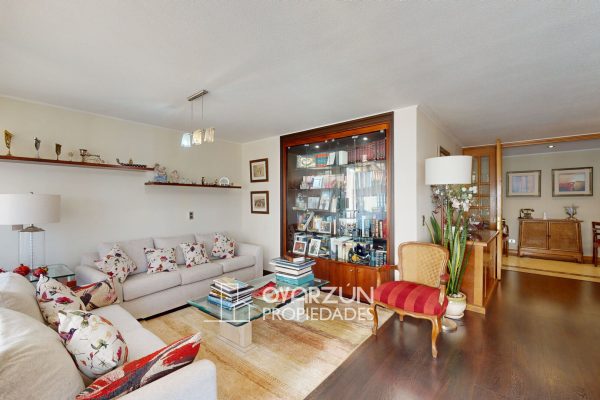 Martín de Zamora, Las Condes | Se vende Departamento de 3 Dormitorios, 3 Baños, 2 Estacionamientos